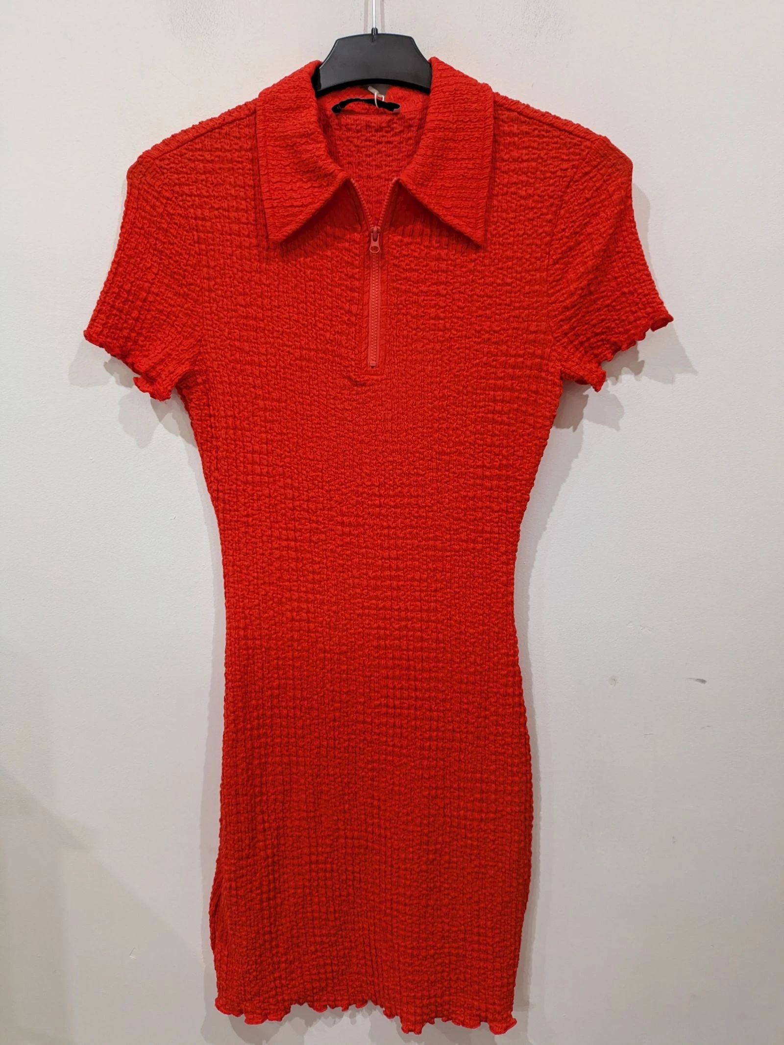 Red textured knit mini dress with polo neck and zipper - Y2K style size M by Mango – photo 8